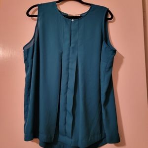 Violet + Claire sleeveless blouse 1x
